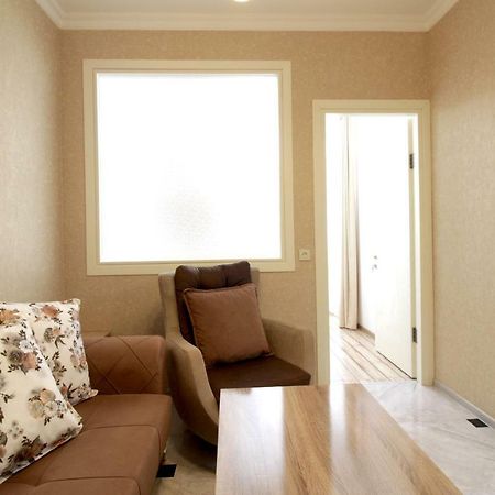 Tamar'S Apartment Μπατούμι Εξωτερικό φωτογραφία